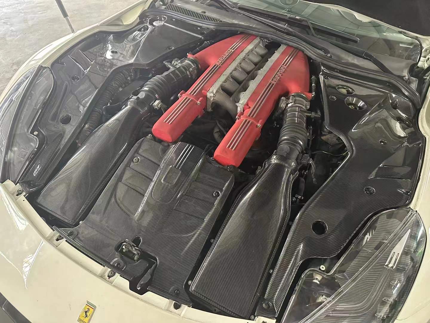 Ferrari F12 Berlinetta Dry Carbon Engine Bay Cover Kit – Full Set | Lightweight & Premium Finish