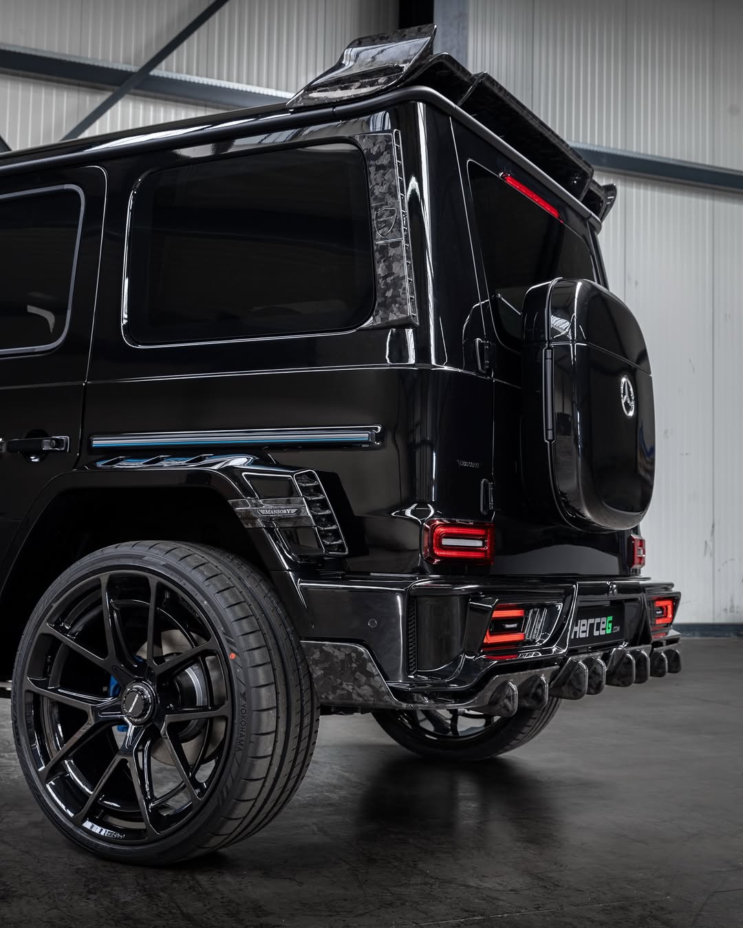 Mercedes-Benz G580 Mansory Design Wet Carbon Fiber Body Kit