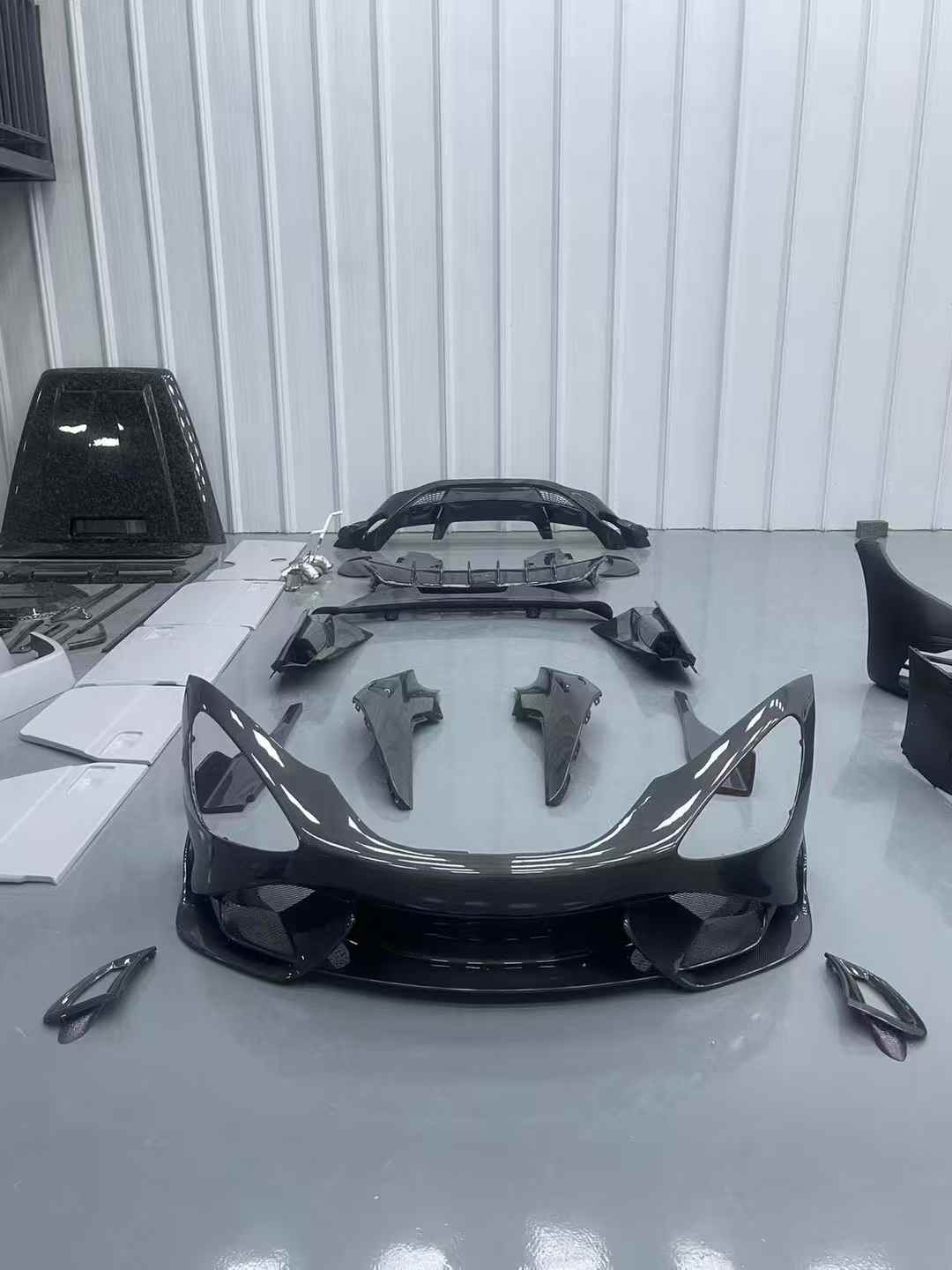 McLaren 720S to 765LT Full Carbon Fiber Body Kit Upgrade