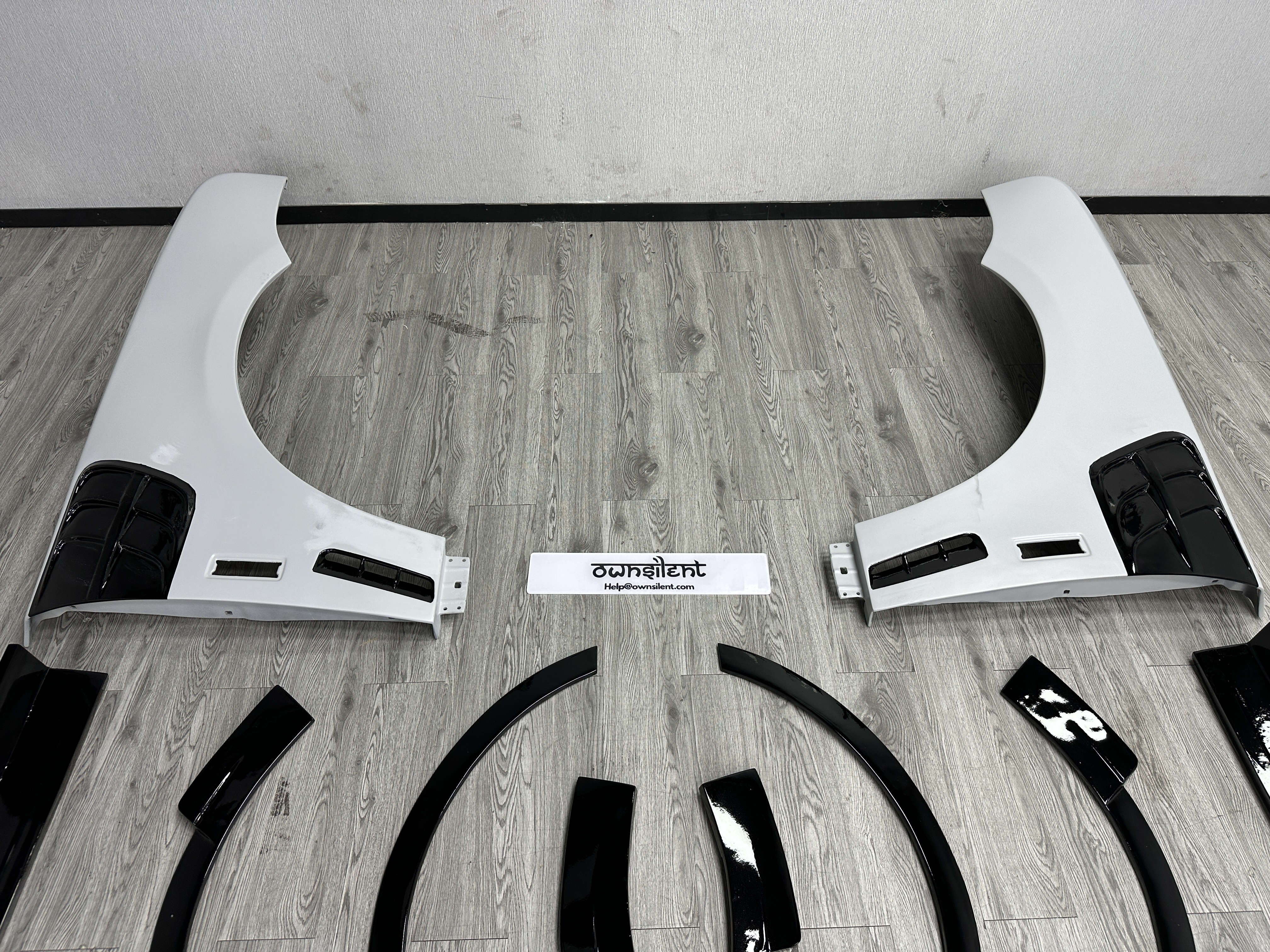 Rolls-Royce Cullinan Series II Mansory Design Exterior Forged Dry Carbon Fiber Body Kit