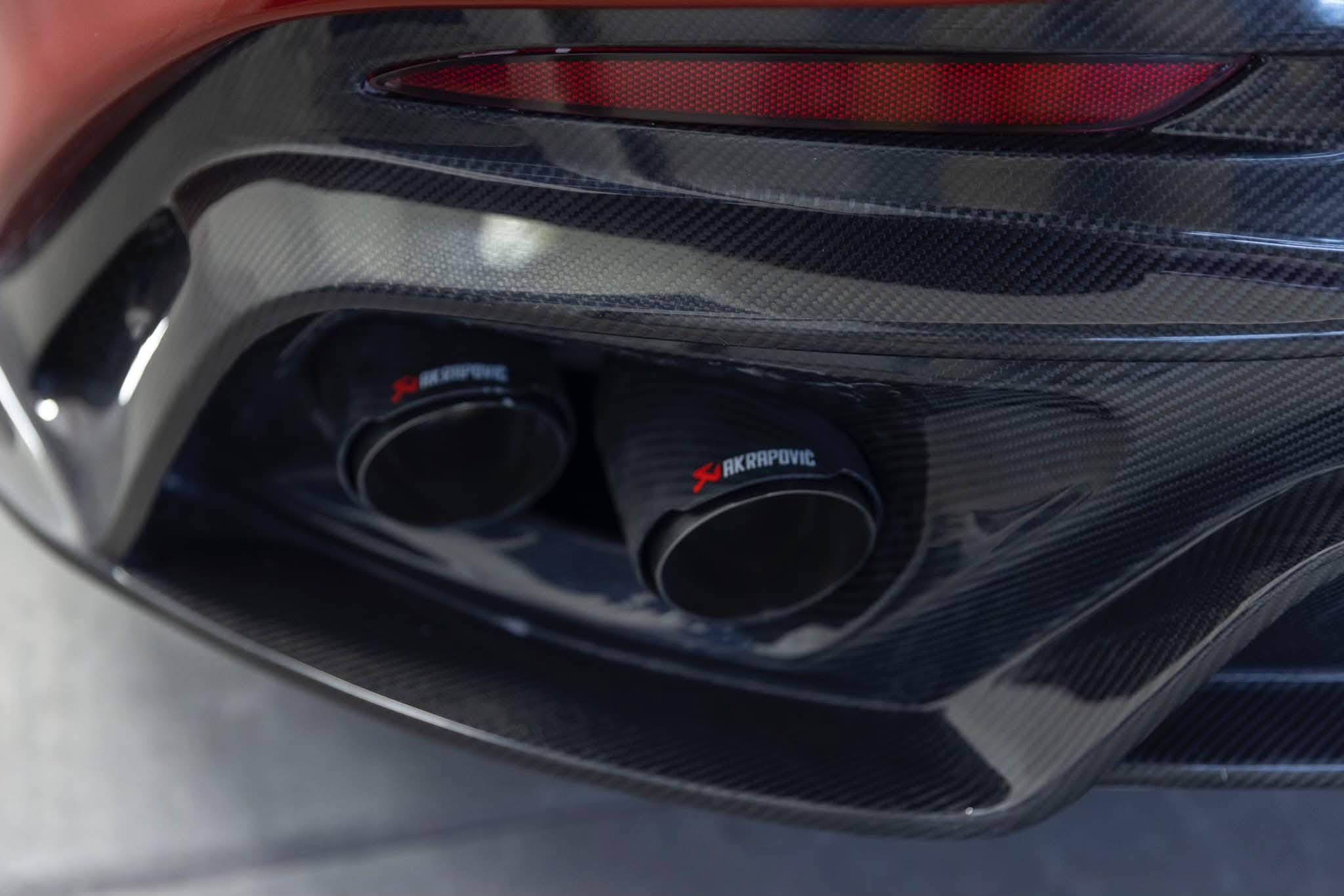 Mansory Design Carbon Fiber Body Kit For Aston Martin DB11