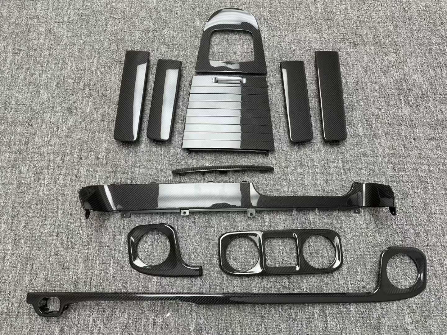 2025 Mercedes G-Wagon W465 Dry Carbon Fiber Interior & Exterior Upgrade Kit β Premium Custom Parts