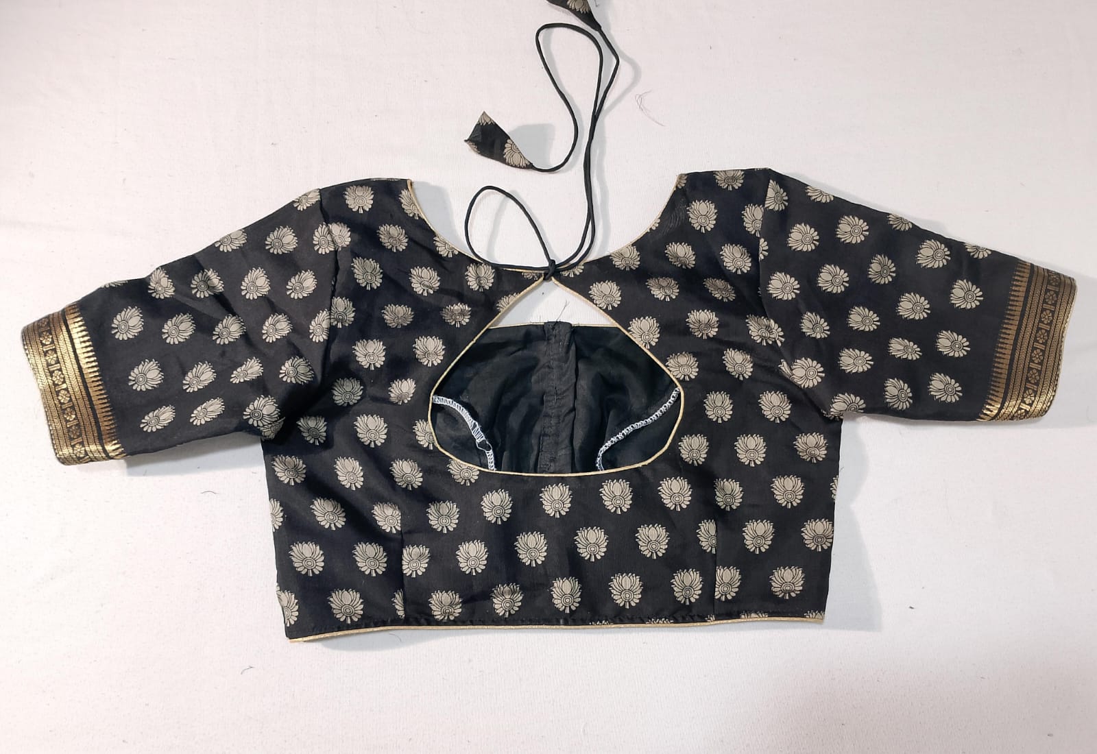 N316: Ready To Ship Beautiful Kalamkari Saree With Stitched Blouse