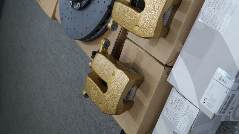 BMW M8 F91 Convertible Carbon-Ceramic Brake Kit (2019+) | Own Silent & Co