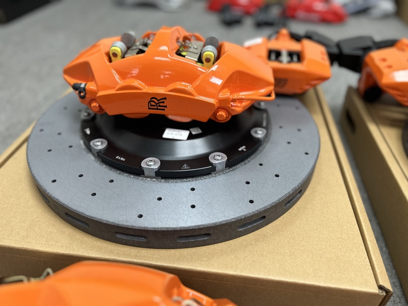 Rolls-Royce Cullinan carbon-ceramic brake upgrade kit 440-40 410-32