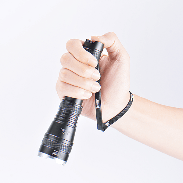 WUBEN L60 Zoomable Flashlight