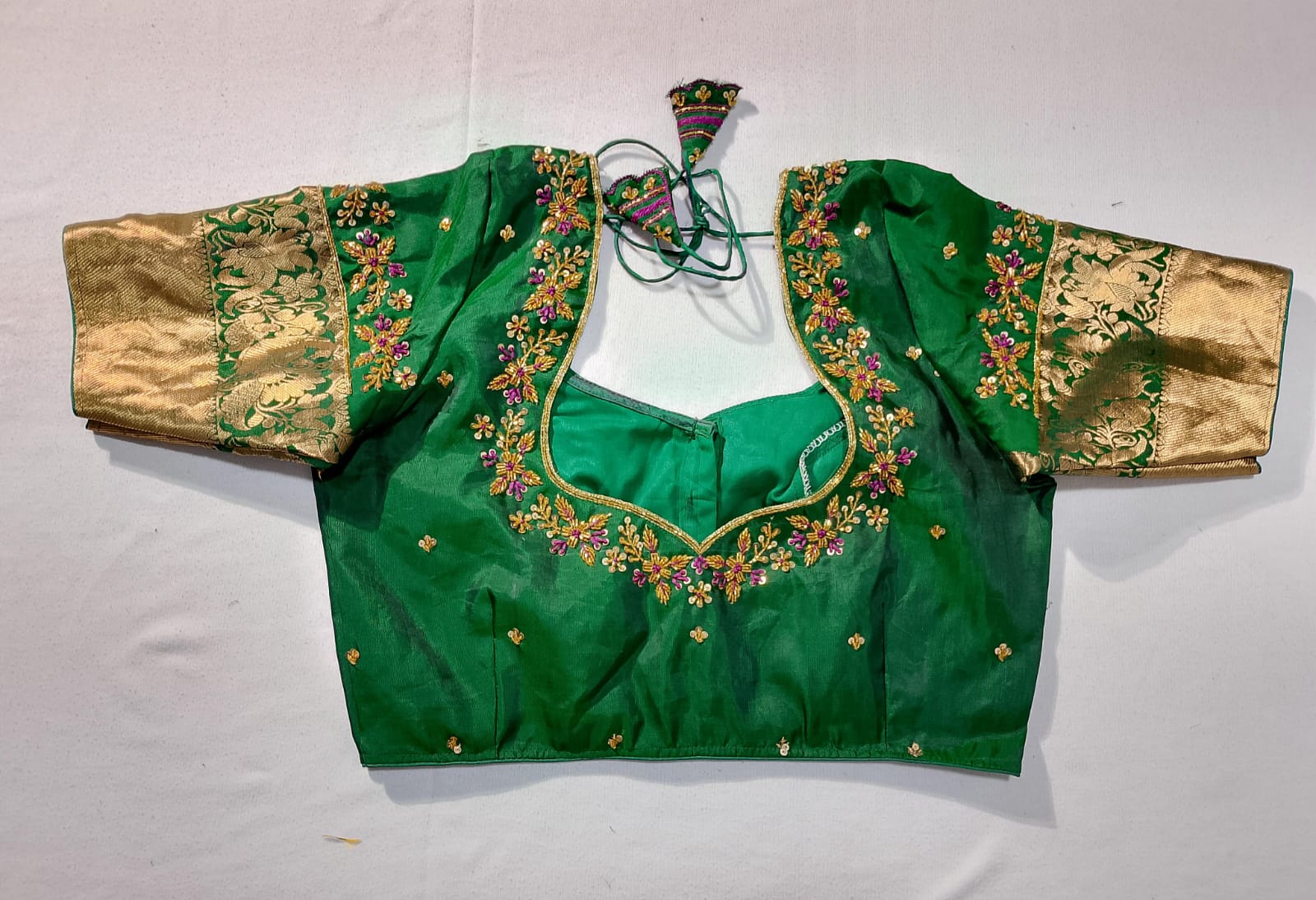 N209: Ready To Ship Beautiful Pure Kanchipattu Saree With Stitched Maggam Work Blouse