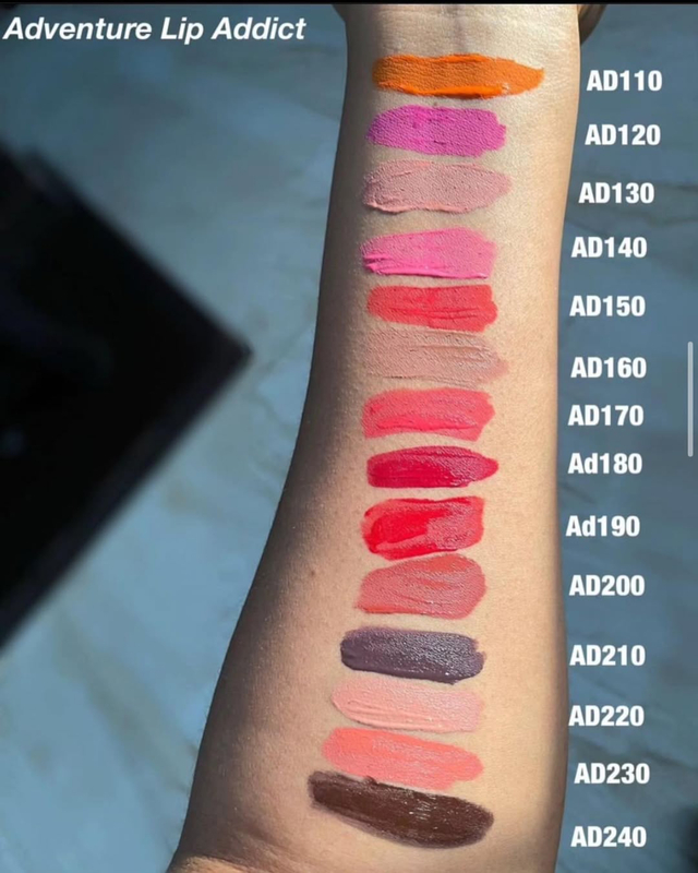 Adventure Lip wear addict-