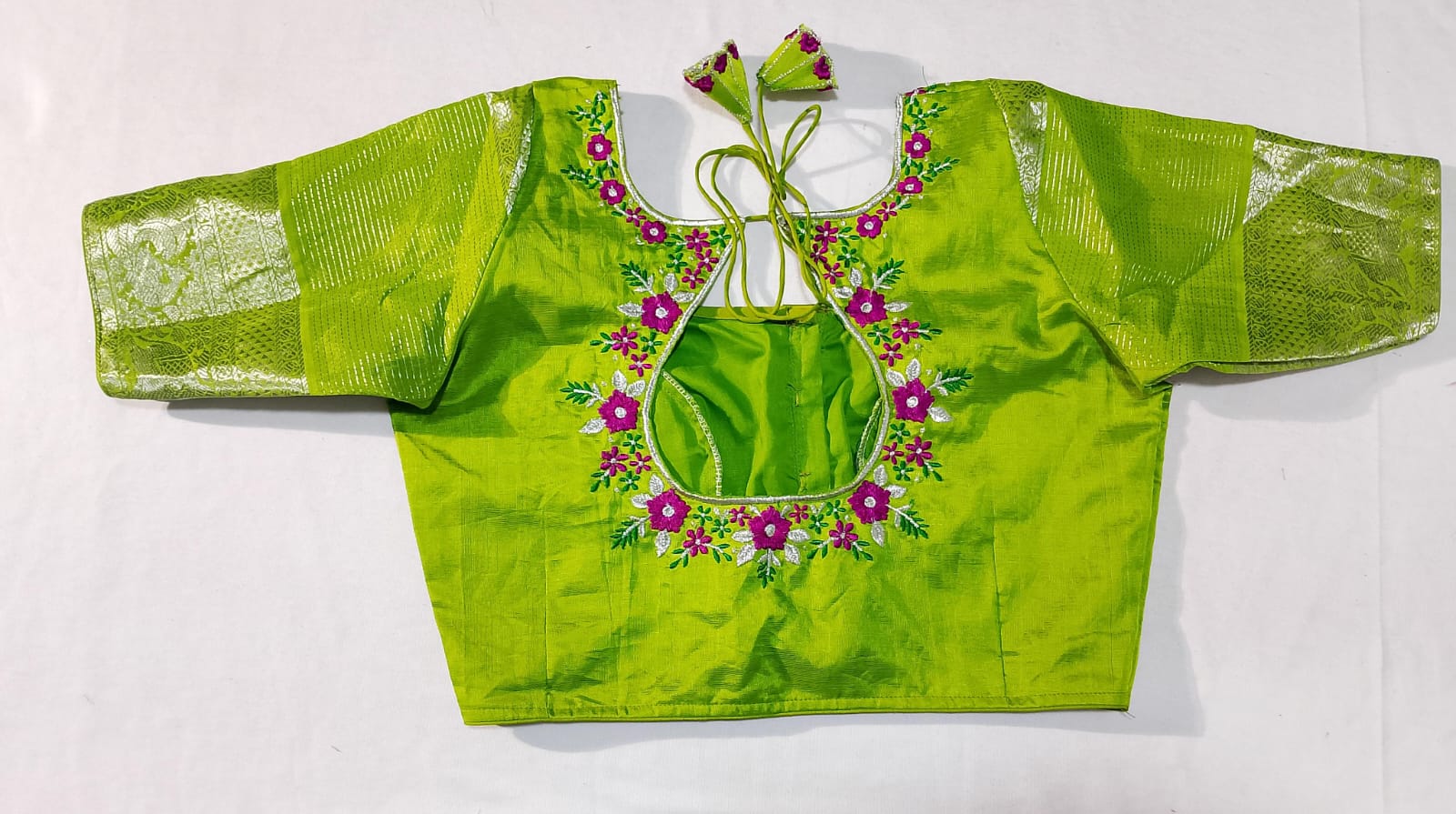 T5: Ready To Ship Beautiful Mangalagiri Kuppadam Saree With Stitched Embriodery Work Blouse