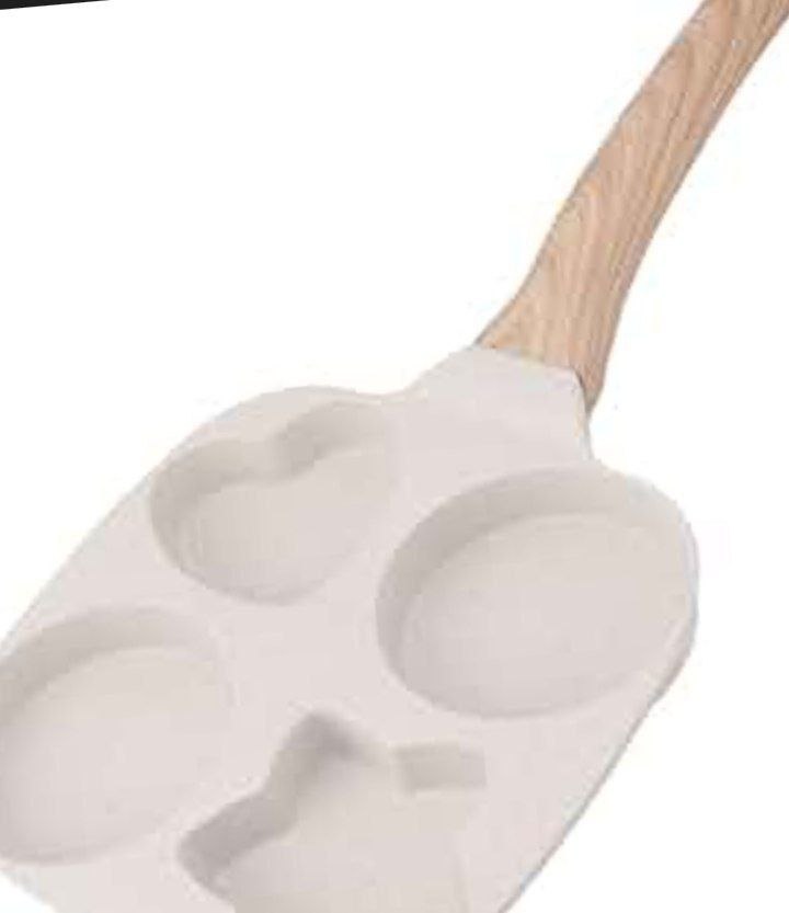 High Quality 4 Faces Characters Non Stick Omelets Pan masa pan fry pan