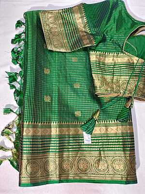 J411: Ready To Ship Beautiful Saree With Stitched Blouse