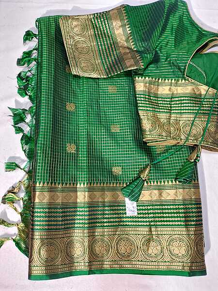 J411: Ready To Ship Beautiful Saree With Stitched Blouse J411: Ready To Ship Beautiful Saree With Stitched Blouse