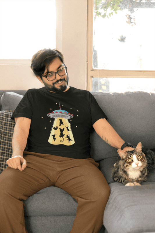 UFO Cat Abduction T-Shirt – Funny Alien Cat Lover Graphic Tee