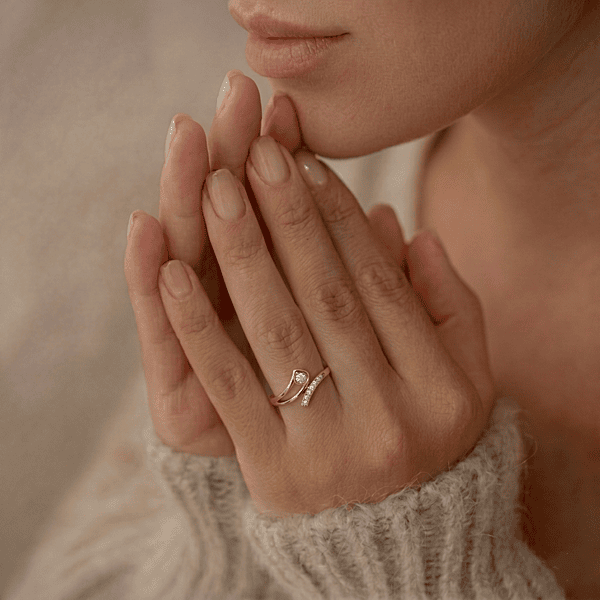 Arc Wave ring