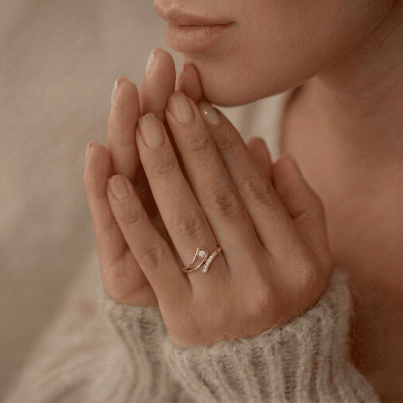 Arc Wave ring