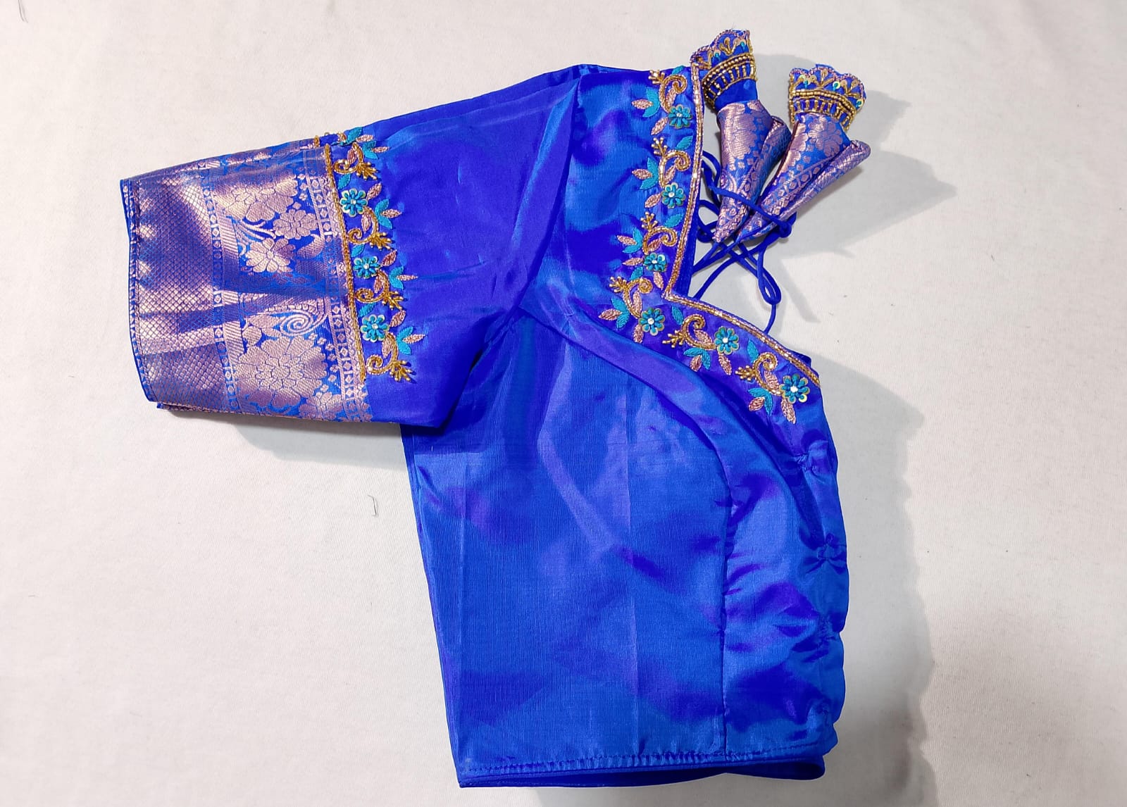 N28: Ready To Ship Beautiful Pure Kanchipattu Saree With Stitched Maggam Work Blouse