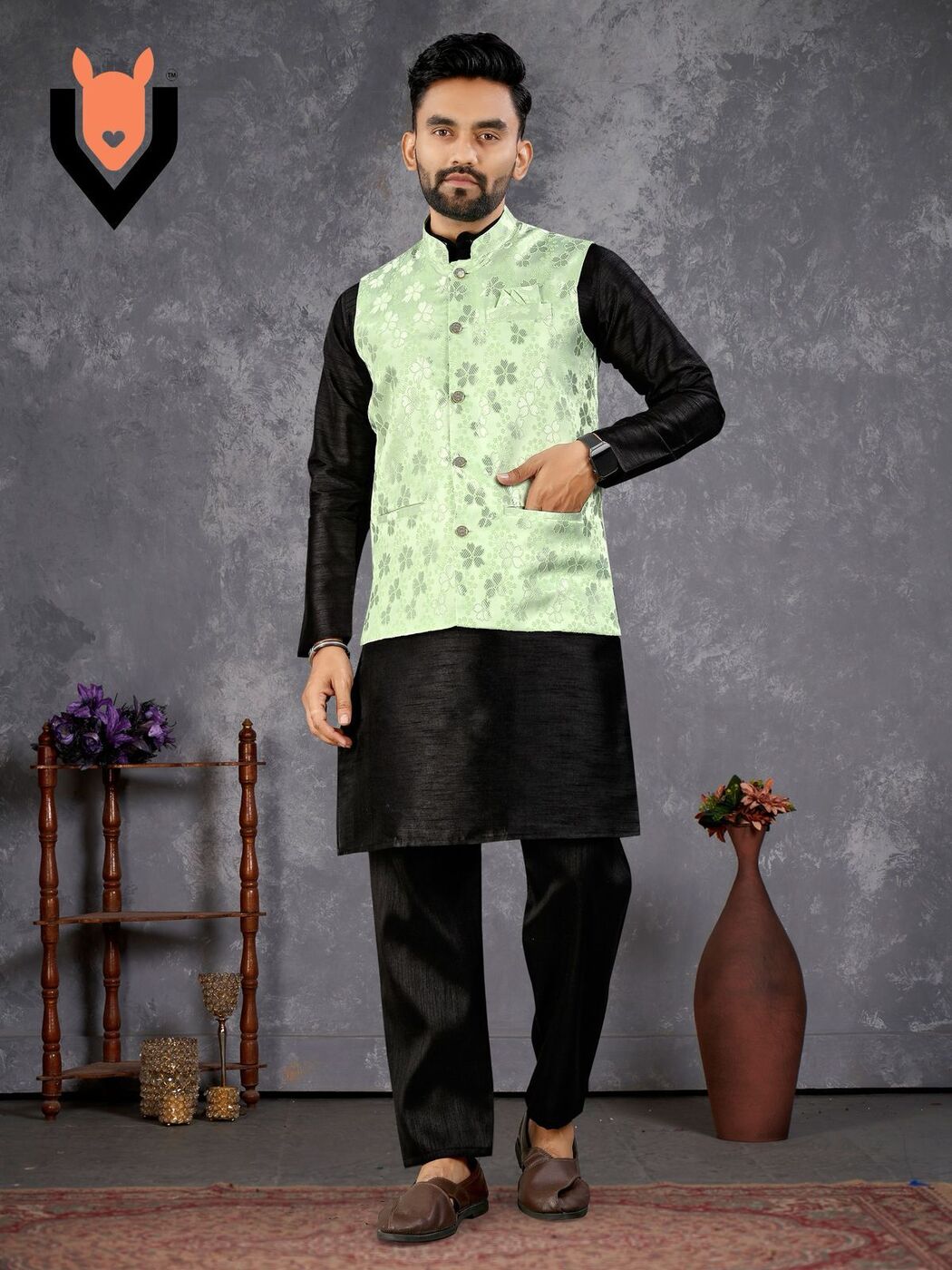 C026: Beautiful Mens Kurta Pajama Sets