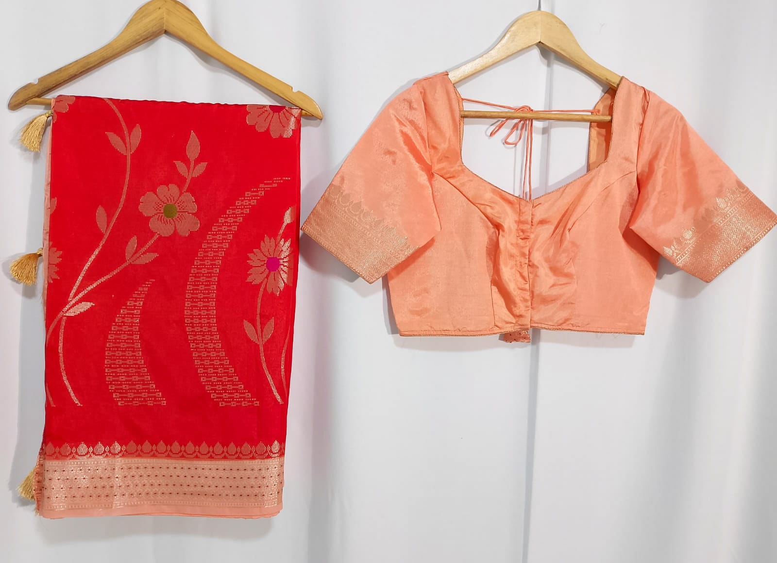 N627: Ready To Ship Beautiful Banarasi Saree With Stitched Blouse N627: Ready To Ship Beautiful Banarasi Saree With Stitched Blouse