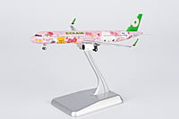 Eva Airways A321-200/w HELLO KITTY Pinky Jet - Sanrio Characters