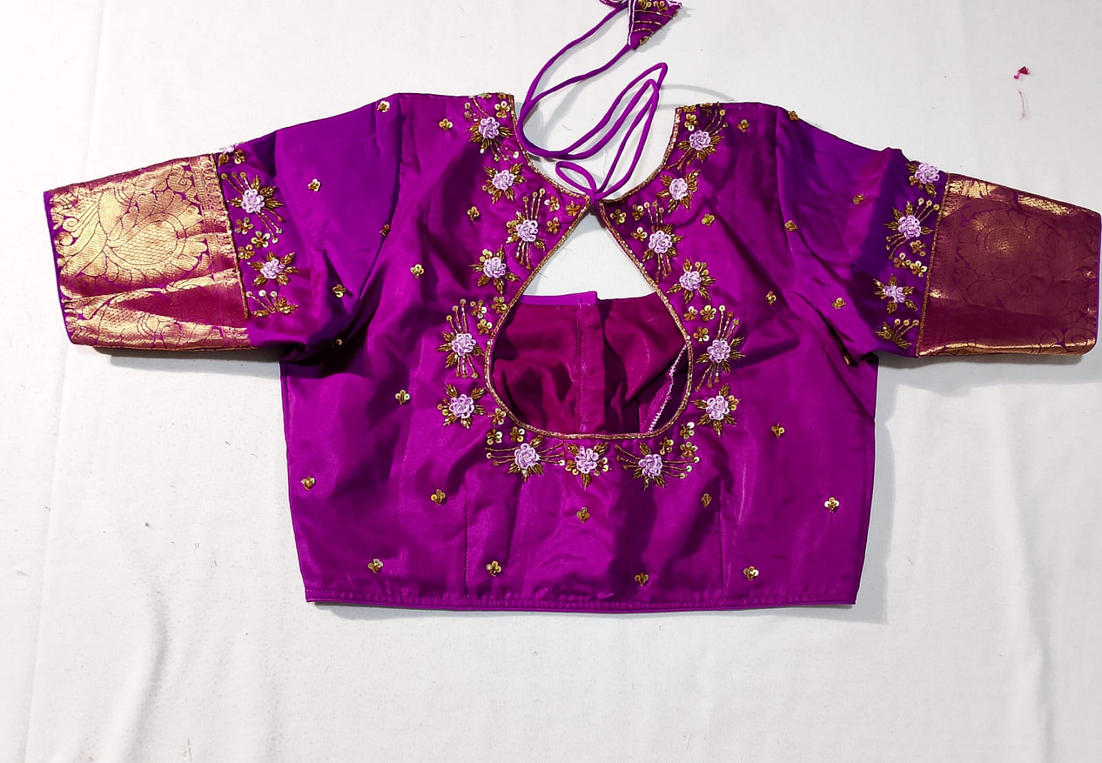 N620: Ready To Ship Beautiful Saree With Stitched Blouse
