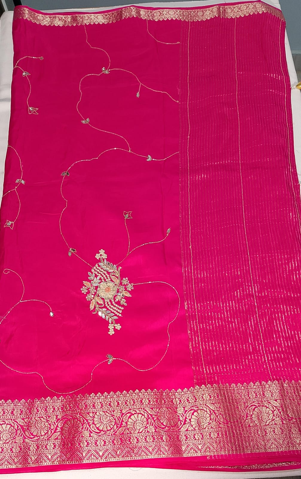 N622: Ready To Ship Beautiful Desginer Saree With Stitched Blouse N622: Ready To Ship Beautiful Desginer Saree With Stitched Blouse