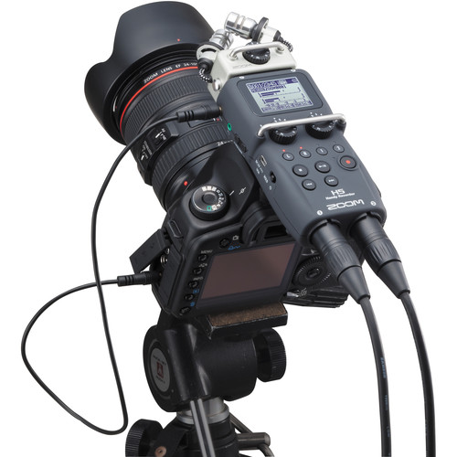 Zoom H8 8-Input / 12-Track Portable Handy Recorder