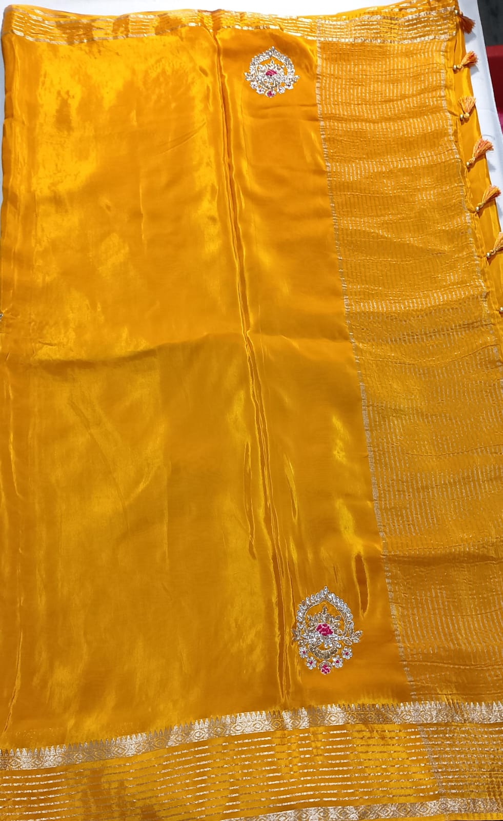 N623: Ready To Ship Beautiful Desginer Saree With Stitched Blouse