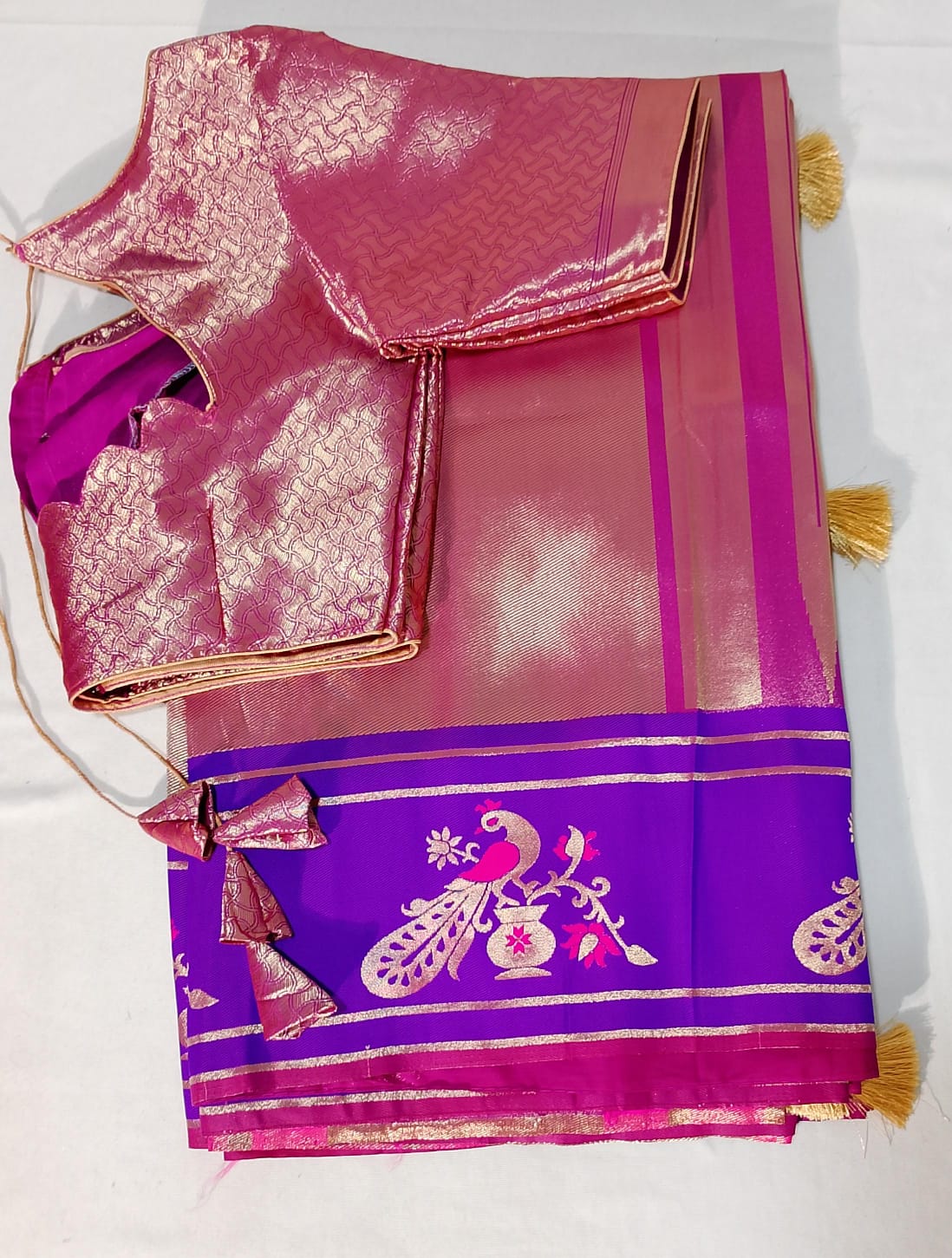 J591: Ready To Ship Beautiful Saree With Stitched Blouse