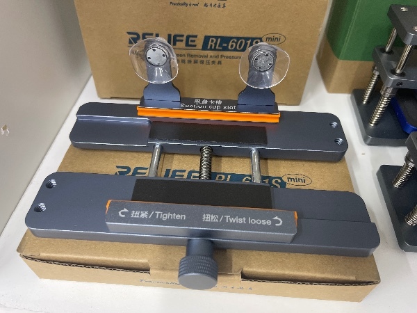 Separador y Sujetador de Pantalla Mini Relife 601S - Fijación Segura para Reparaciones