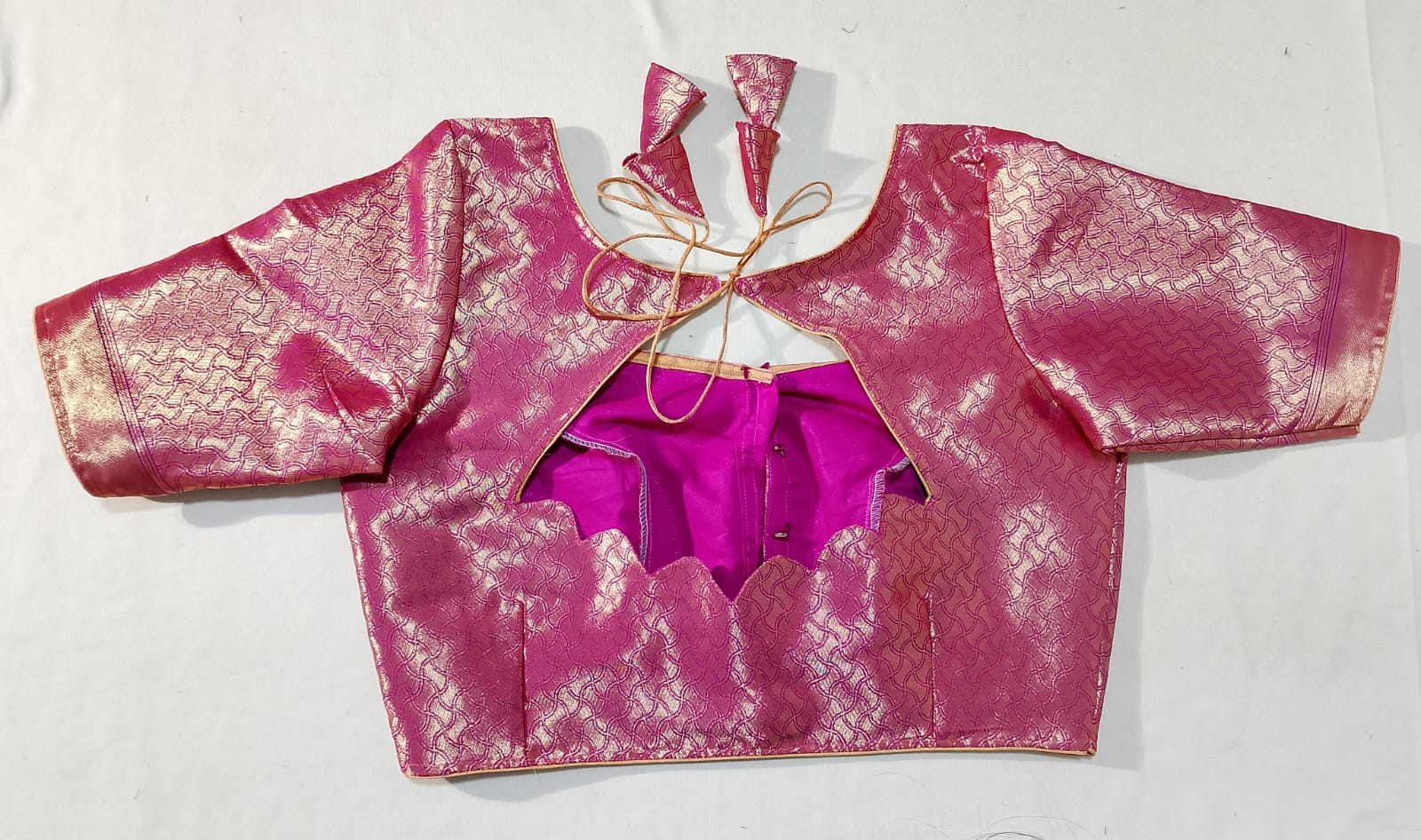 J591: Ready To Ship Beautiful Saree With Stitched Blouse J591: Ready To Ship Beautiful Saree With Stitched Blouse