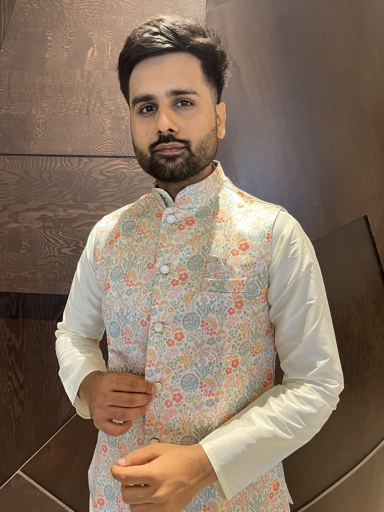 C066: Beautiful Mens Kurata Pajama Sets With Jacket C066: Beautiful Mens Kurata Pajama Sets With Jacket