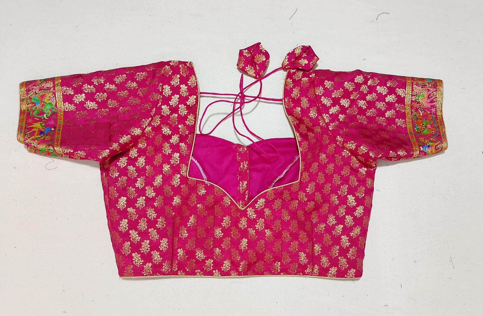 N563: Ready To Ship Beautiful Banarasi Kani Saree With Stitched Blouse