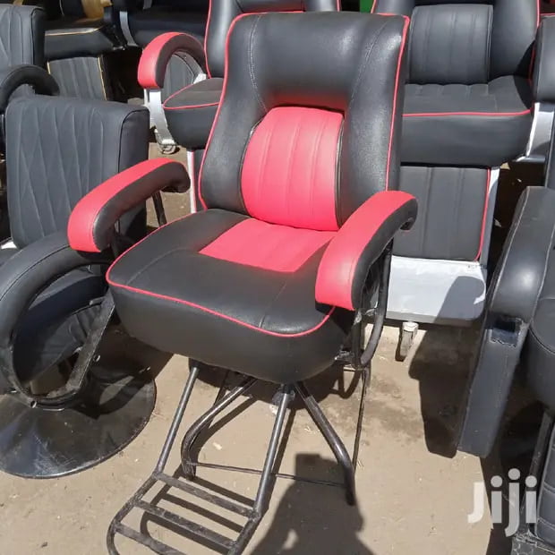 JUA KALI BARBER CHAIR