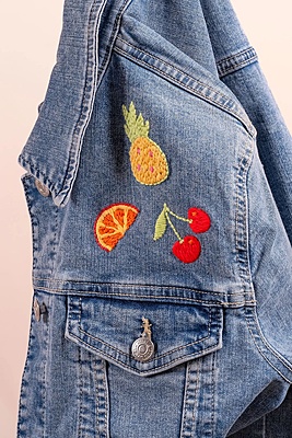 12 progetti di ricamo DMC Cotone Lanato nuovi colori 12 progetti di ricamo DMC Cotone Lanato nuovi colori