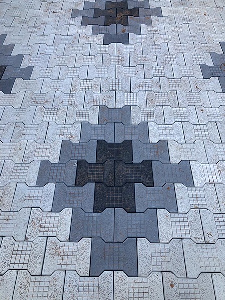 PM28: NEW IDOLE PAVING BLOCK