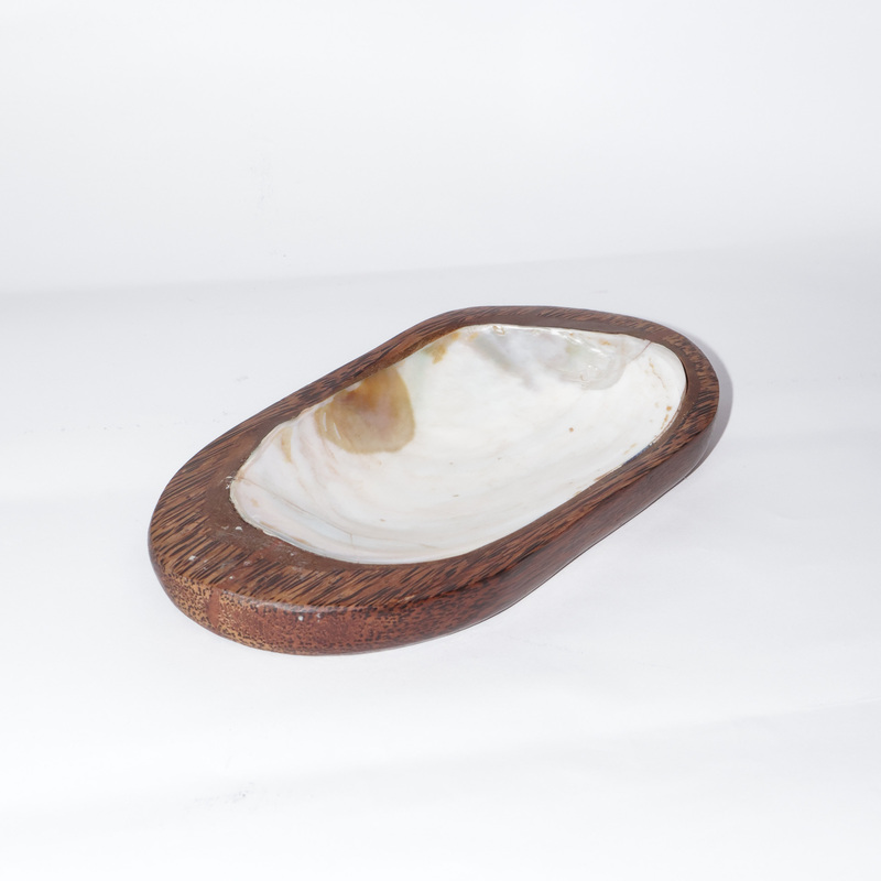 Shell Plate Wooden