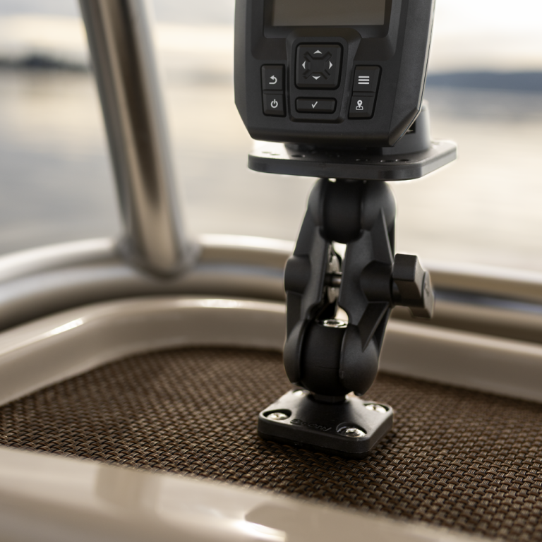 Scotty 1.5" Ball Mount w. Small Sounder Plate Scotty 1.5" Ball Mount w. Small Sounder Plate