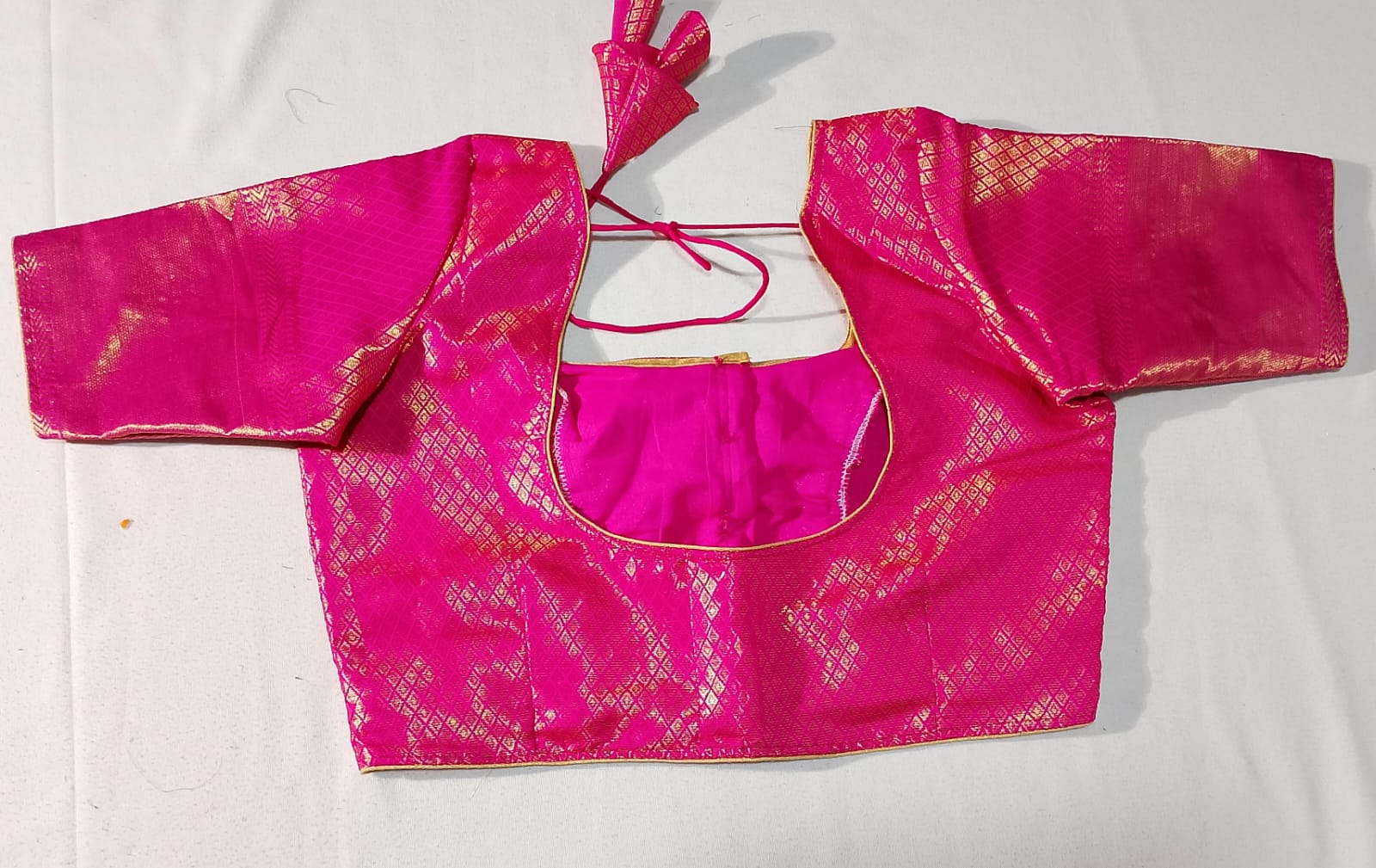 N633: Ready To Ship Beautiful Tissue Saree With Stitched Blouse N633: Ready To Ship Beautiful Tissue Saree With Stitched Blouse