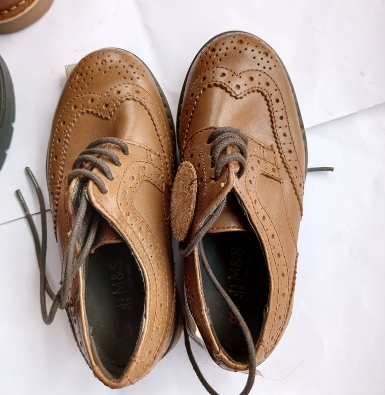 MARKS AND SPENCERS 100% LEATHER OUTING SHOE BROWN COLOUR ONLY