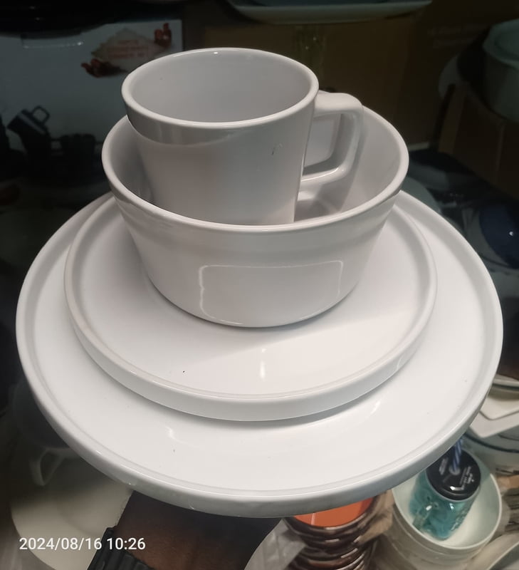 16 PIECES CERAMIC DINNER SET