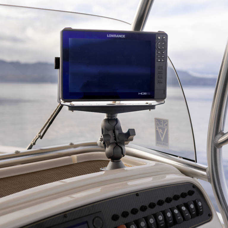 Scotty 2.25" ball mount w. Large Sounder Plate Scotty 2.25" ball mount w. Large Sounder Plate
