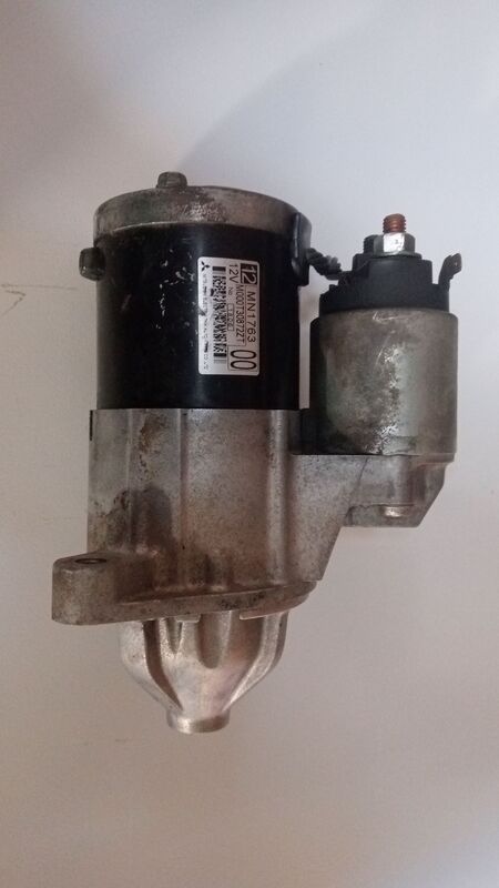 Starter Motor Mitsubishi Triton 8 tooth