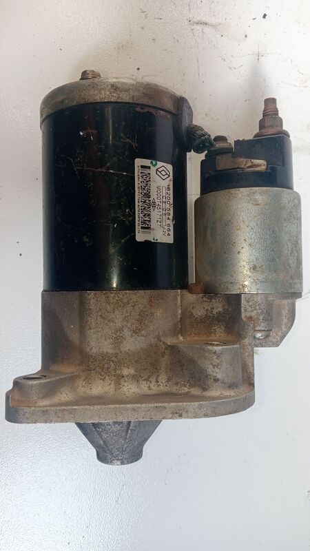 Starter Motor Renault Kangoo 4 Cylinder 1.4 8 Teeth 2001to2004