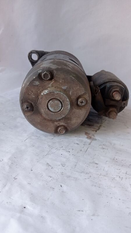 Starter Motor Nissan 1 Tonner L18 4 Cylinder 9 Tooth 1971to1995