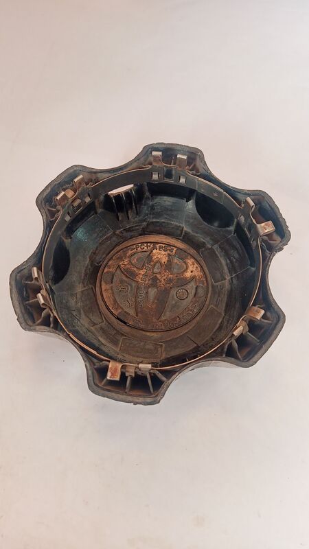 Centre Caps for Rims Toyota Hilux Single Cap 1995to2002