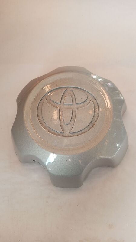 Centre Caps for Rims Toyota Hilux Single Cap 1995to2002