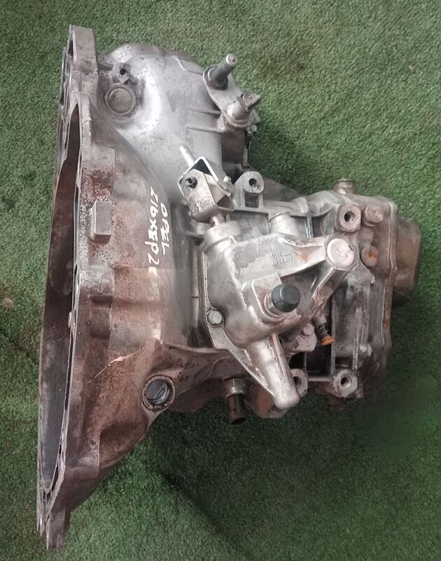 Transmission / Gearbox Opel Astra Astra H 1.6i 4 Cylinder 2004to2013