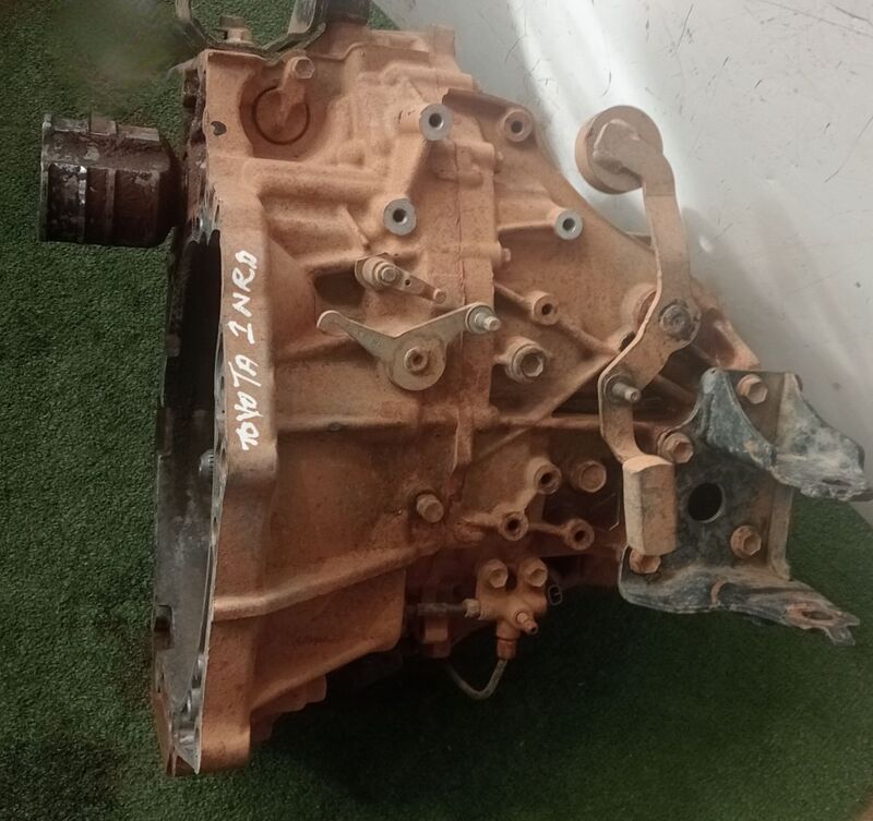 Transmission / Gearbox Toyota Corolla Professional 1.3i 4 Cylinder 2009to2016