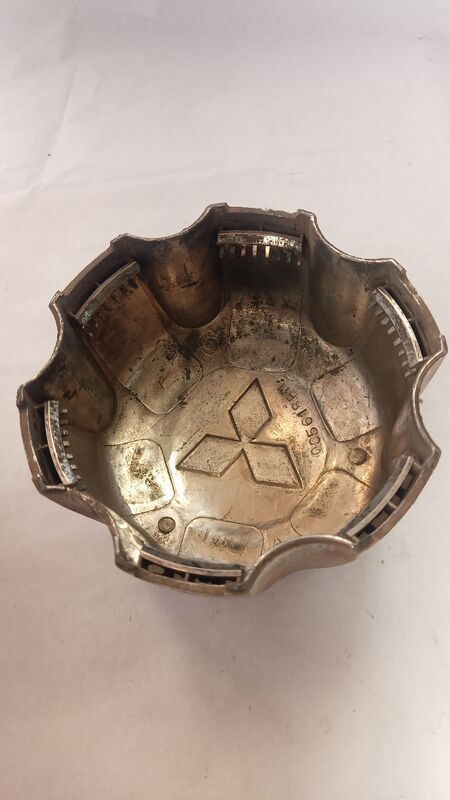 Centre Caps for Rims Mitsubishi Pajero Sport Single Cap 1992to2002