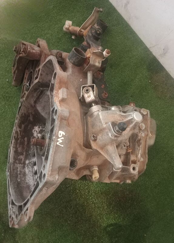Transmission / Gearbox Opel Corsa Corsa C 1.4i 2004 to 2010